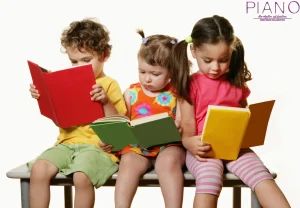 کتاب خواندن کودکان